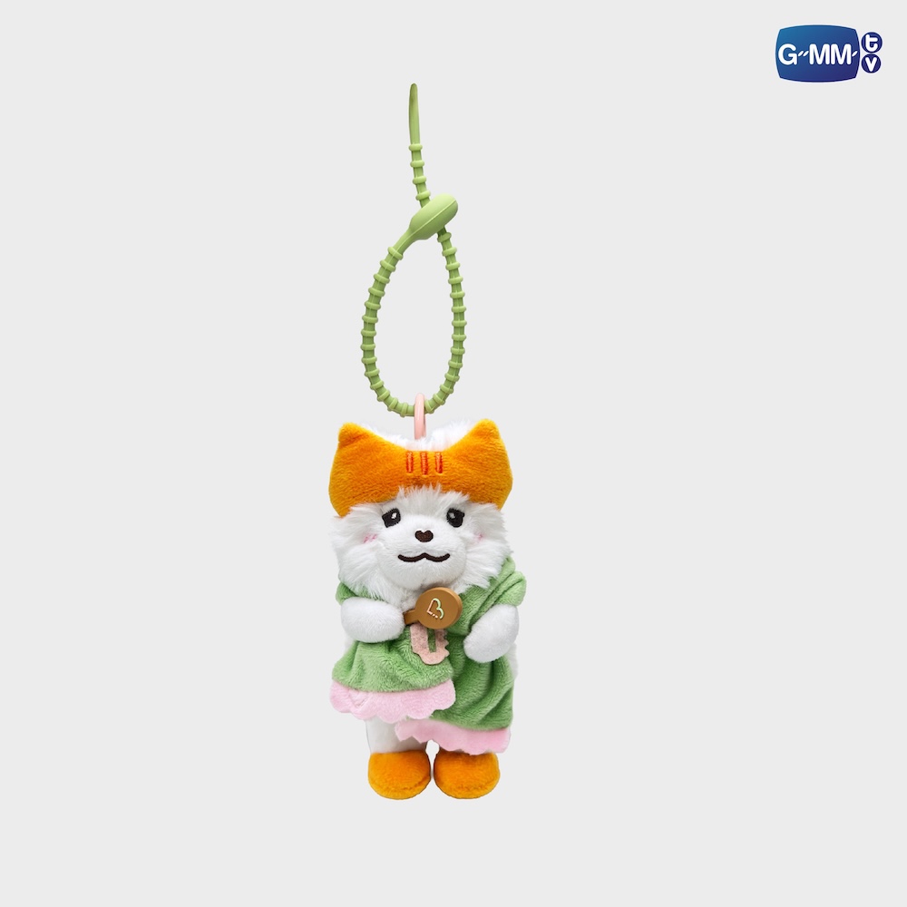 MUVMUV VELVET DREAMS DOLL KEYCHAIN